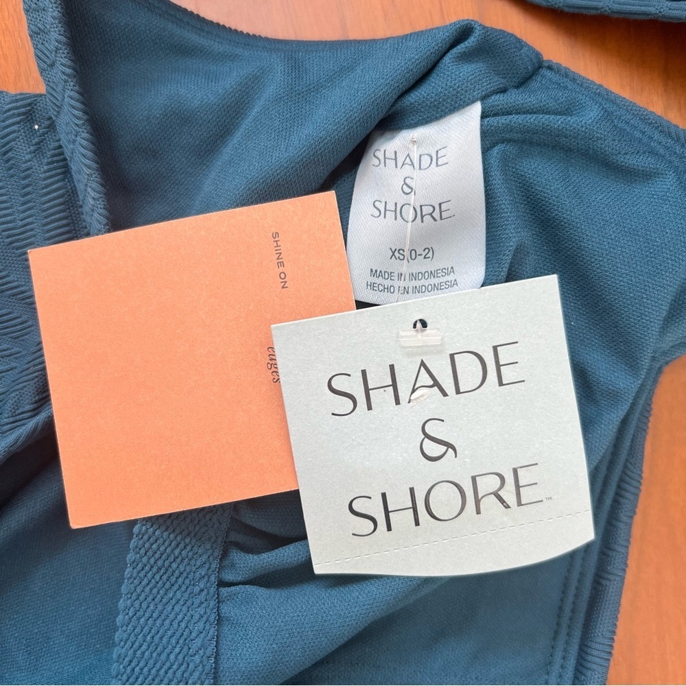 Shade & Shore Blue Textured One-Piece Swimsuit XS (0-2) - Picture 5 of 8